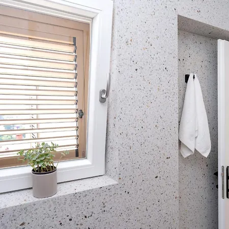 Apartament Dino 