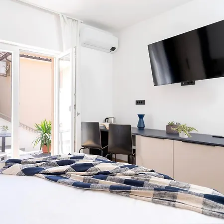 Apartament Dino 