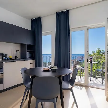 Apartament Dino 